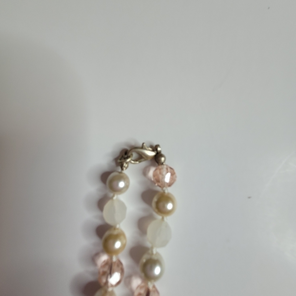 Pink and White Long Beaded Necklace - Picture 4 of 6